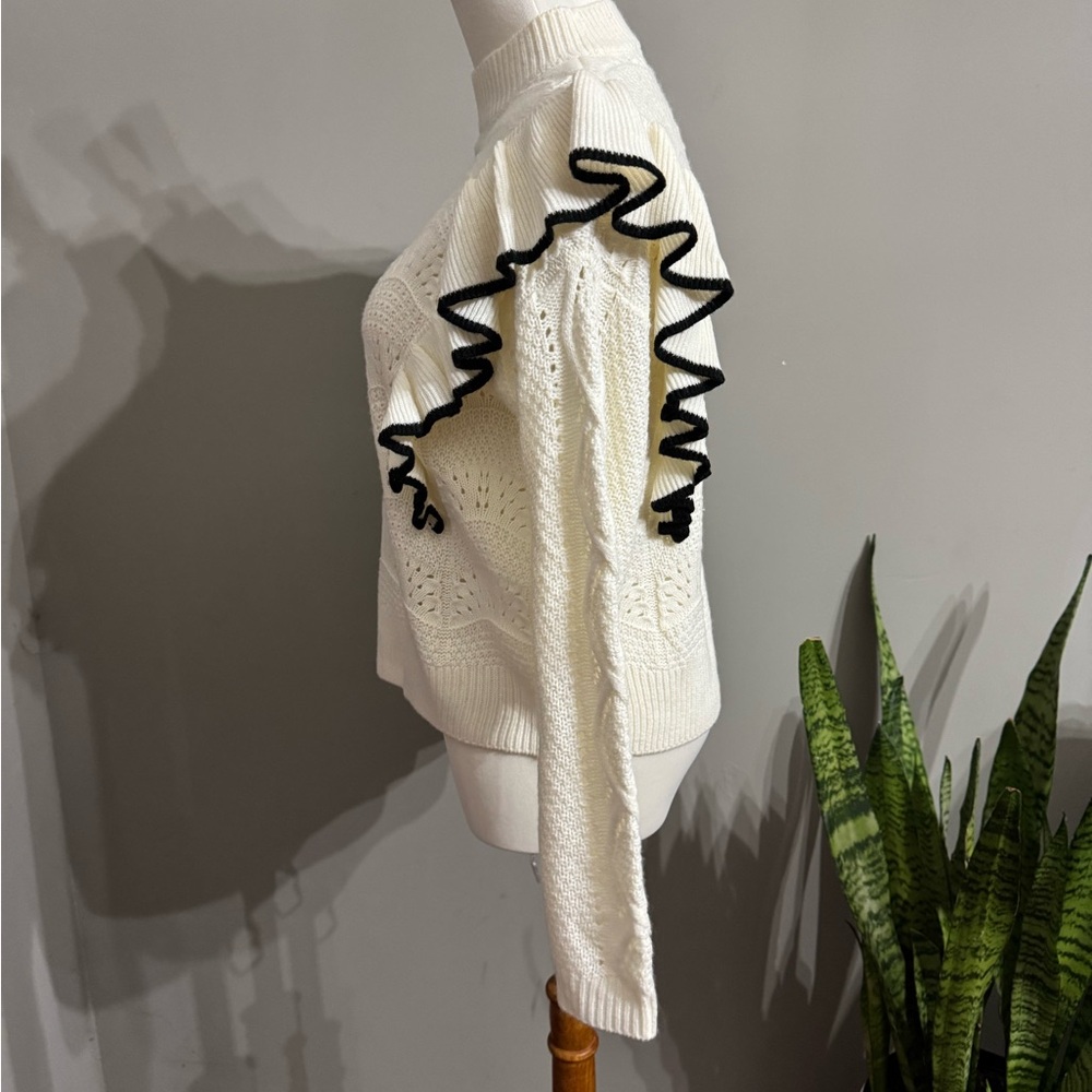 Marc New York Cream Sweater with Black Trim  size de - Picture 6 of 12